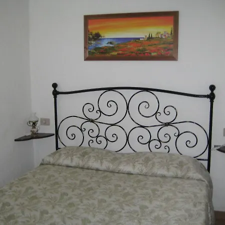 Stazzo Fossuli Apartment *